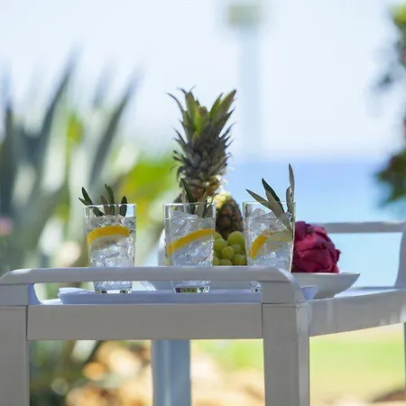“you Have Found The Perfect 5 Star Villa” 34 איה נאפה